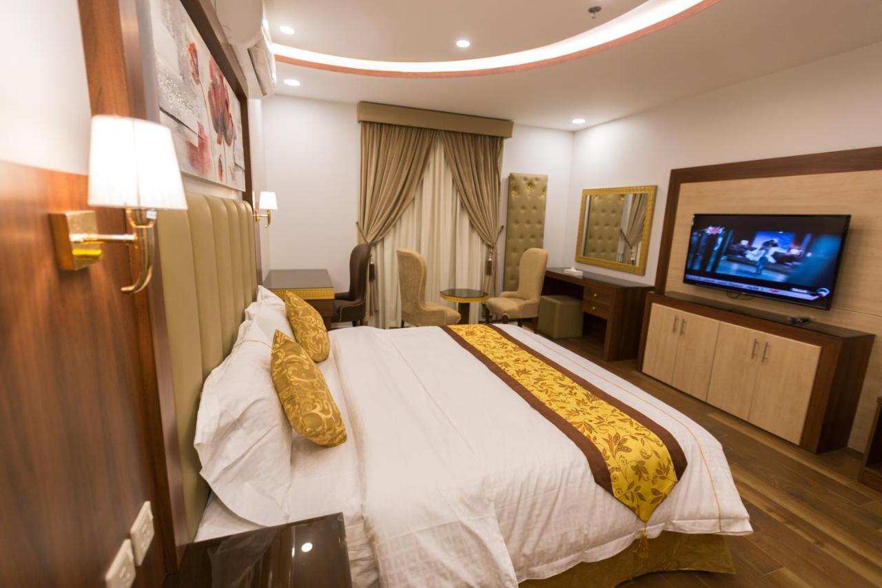 Luxury Hotel Apartments Tabuk Ngoại thất bức ảnh