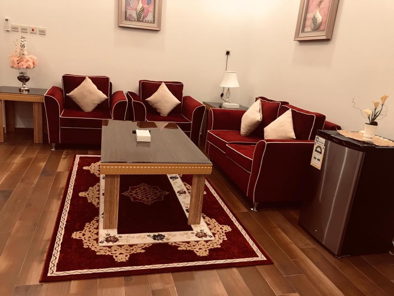 Luxury Hotel Apartments Tabuk Ngoại thất bức ảnh