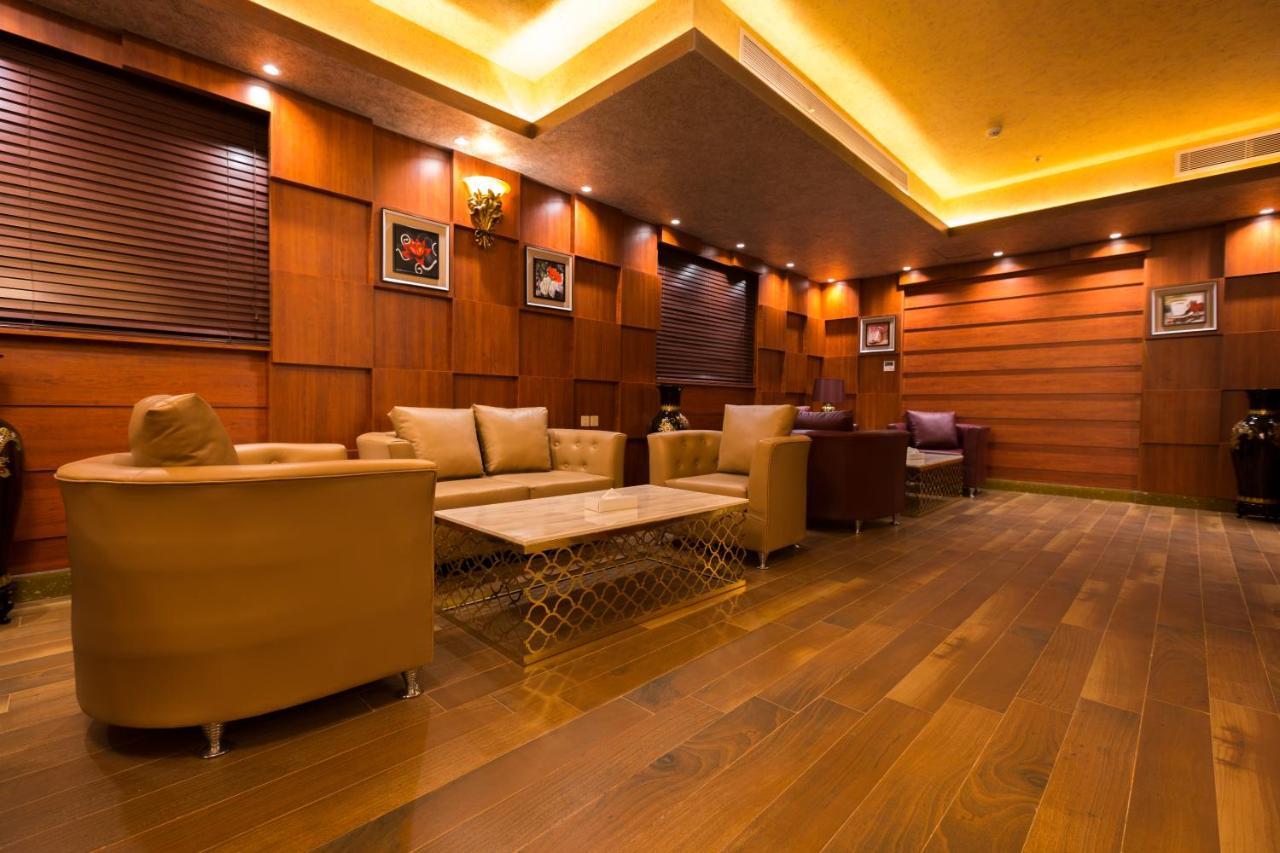 Luxury Hotel Apartments Tabuk Ngoại thất bức ảnh